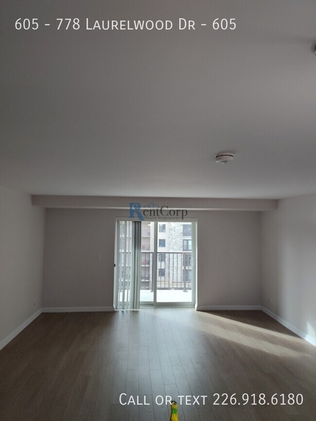 Photo du bâtiment - 778-778 Laurelwood Dr