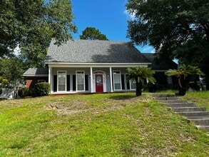 Building Photo - 7470 Mallard Dr