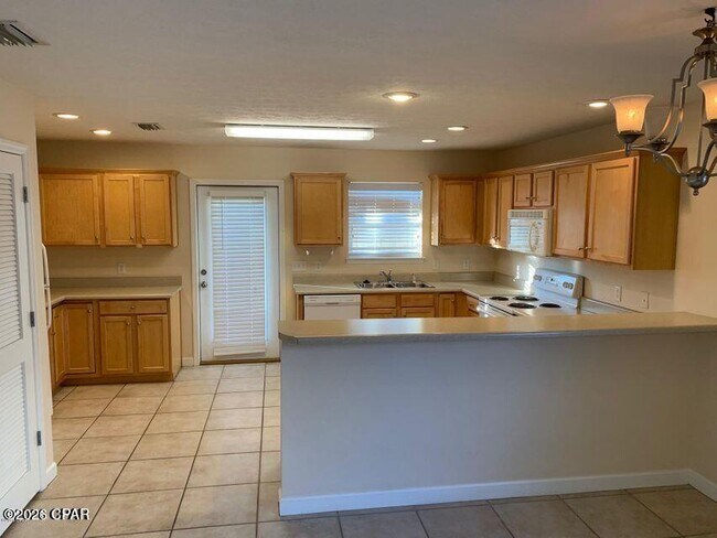 Foto del edificio - 2148 Sterling Cove Blvd