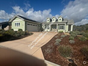 Building Photo - 1440 Blush Ln