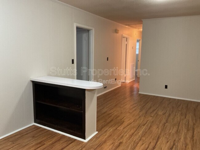 Foto del edificio - 2511 Evergreen Ave