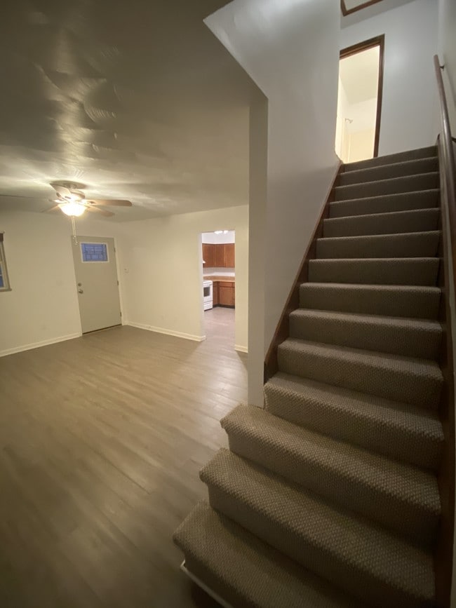 Building Photo - 1208 Payne Avenue, Unit 1