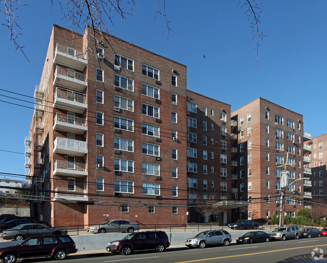 355 Bronx River Rd, Yonkers, NY 10704 Apartments in Yonkers, NY