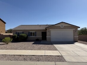Building Photo - 726-PM26-726 S Harry P Stagg Dr