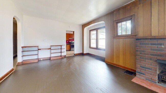 Foto del edificio - Spacious 3-Bedroom Home in Canton, OH | 1,320 Sq Ft