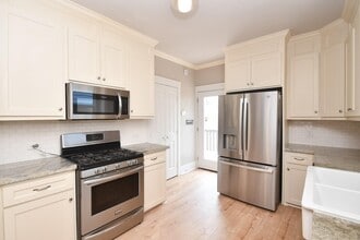 Building Photo - 1307 Walton St