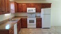 Foto principal - 802 Bellevue St