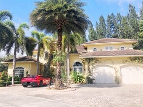 Building Photo - 6301 SW 58th Ct