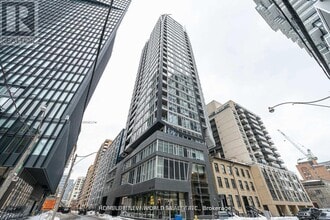 Building Photo - 68 Shuter St