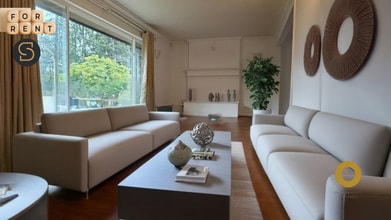 Building Photo - 4059 Liverpool St