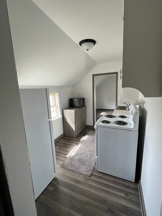 905 3rd Ave NW Unit 3, Mandan, ND 58554 Apartments in Mandan, ND