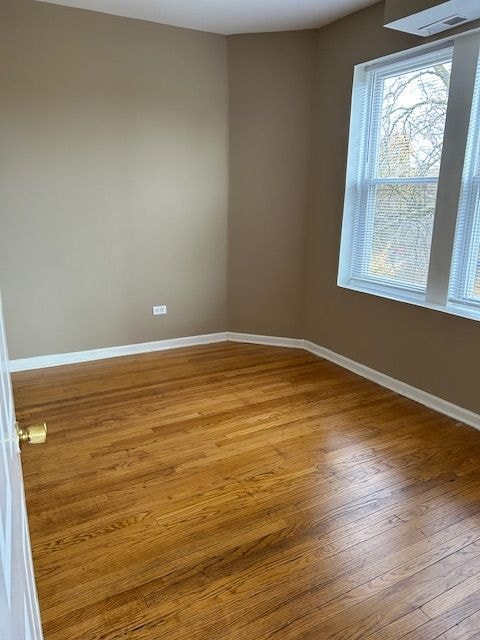 Building Photo - 701 W Garfield Blvd