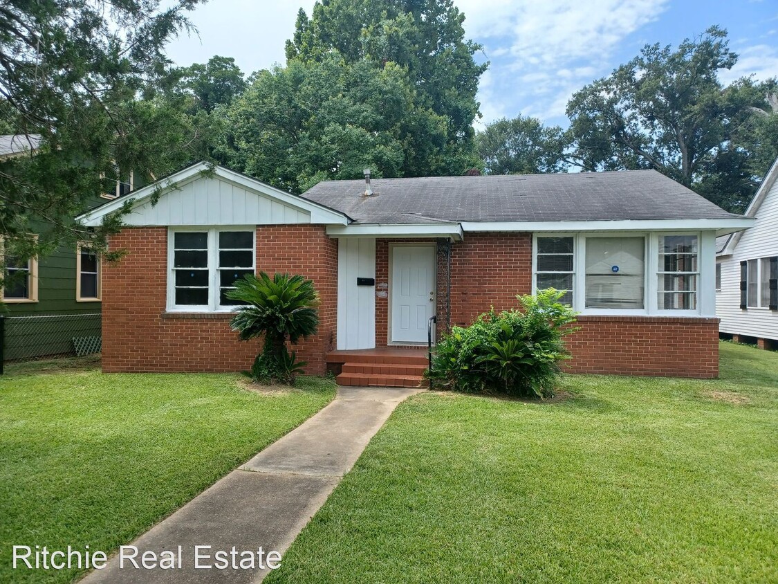 Primary Photo - 3 br, 1 bath House - 2308 Olive St