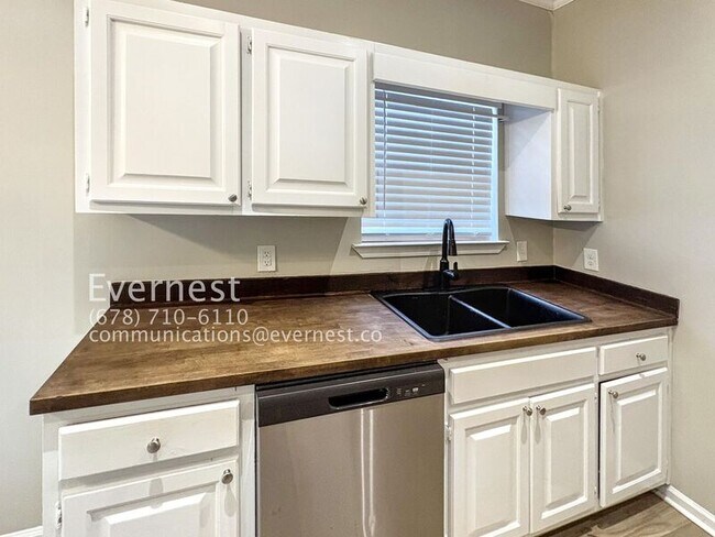 Foto del edificio - 68 Guthrie Pl