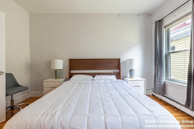 Foto del edificio - 59-61 Hillside St. #3 Mission Hill