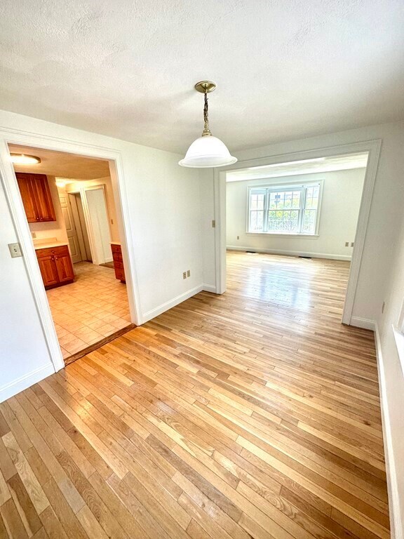 Building Photo - 25 Elmwood St