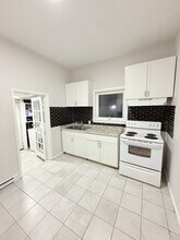 Building Photo - 194 Murray St