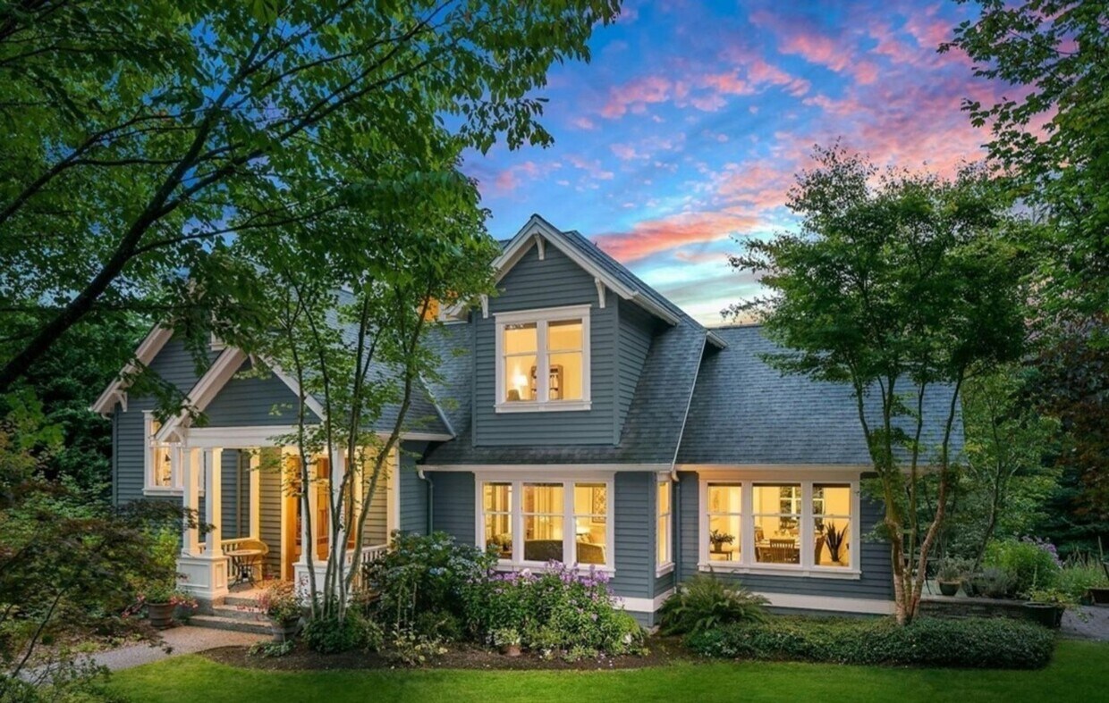 Foto principal - TImeless & Classic Bothell Rental Home on ...