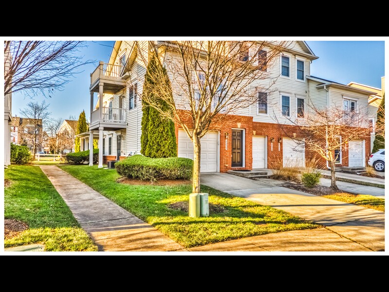 2052 Astilbe Way, Odenton, MD 21113 Condo for Rent in Odenton, MD