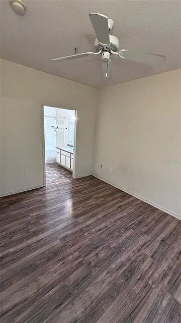 Foto del edificio - 13103 Mulberry Park Dr