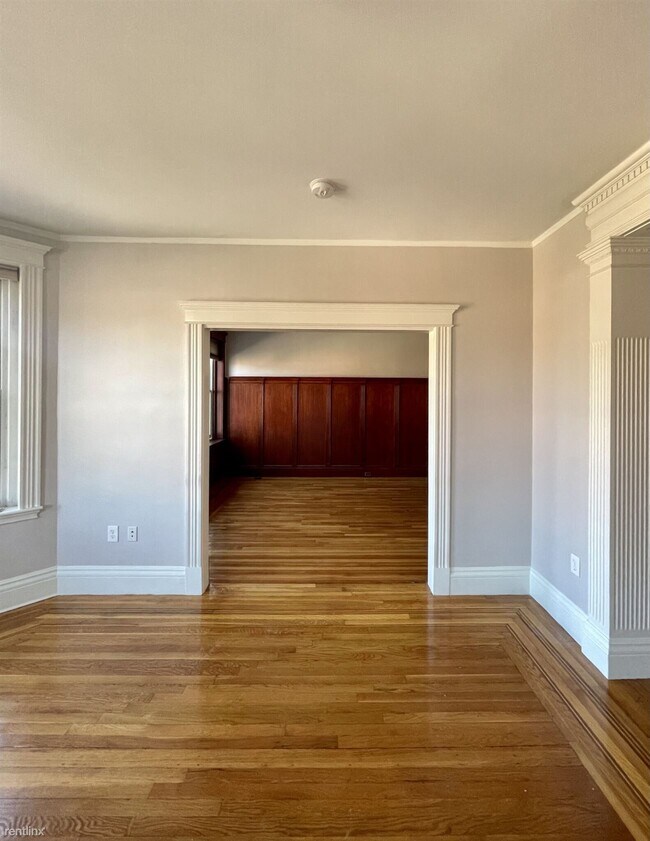 Foto del edificio - 3 br, 2 bath House - 181 Harvard St Apt 2J