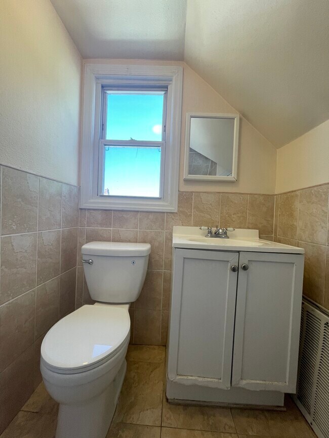 Bathroom - 168 Main St