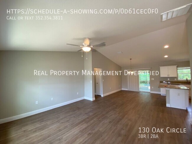 Building Photo - 130 Oak Cir
