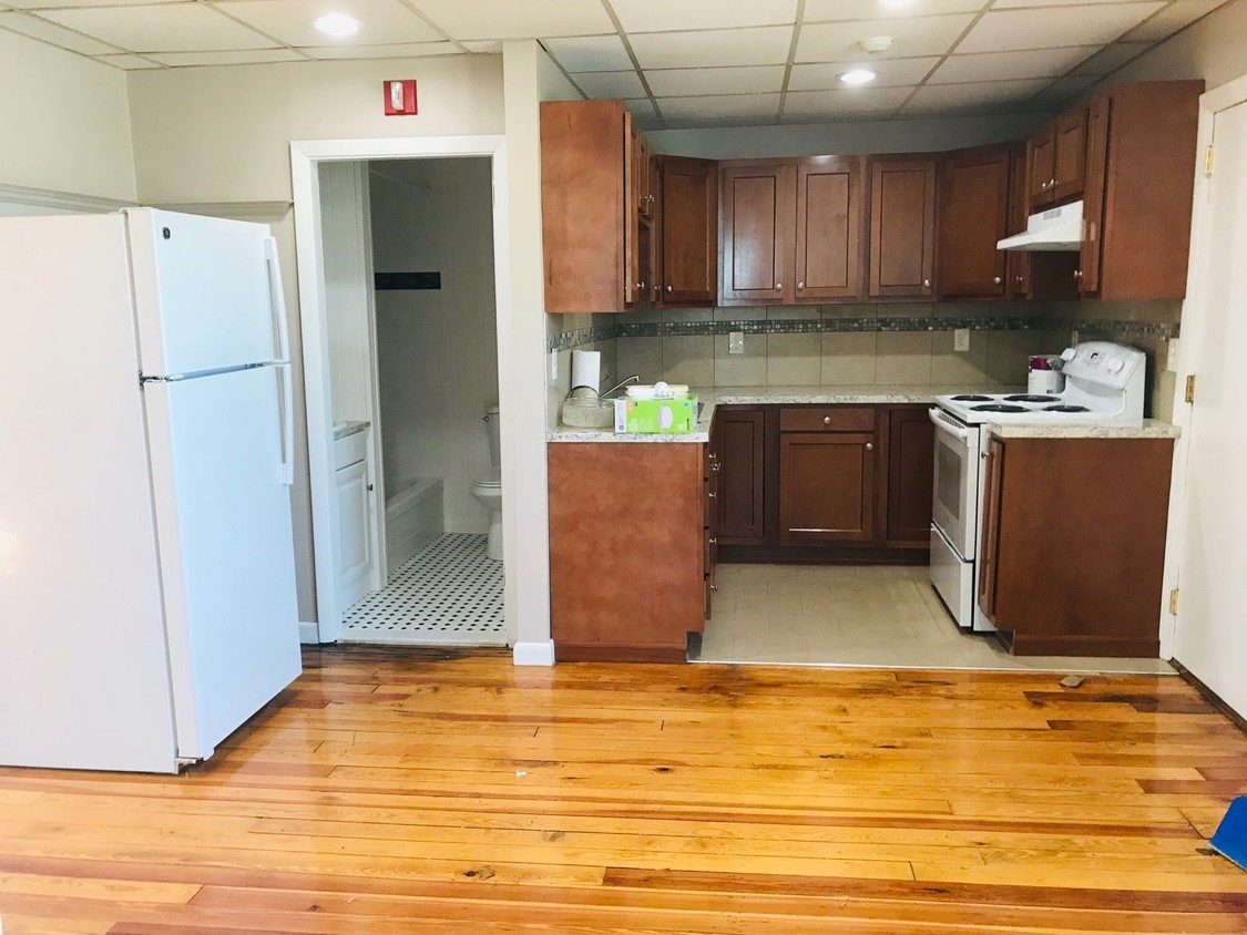 Foto principal - 402 Smithfield Ave