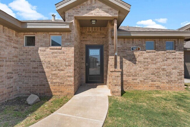 Foto del edificio - 623 N Elkhart Ave