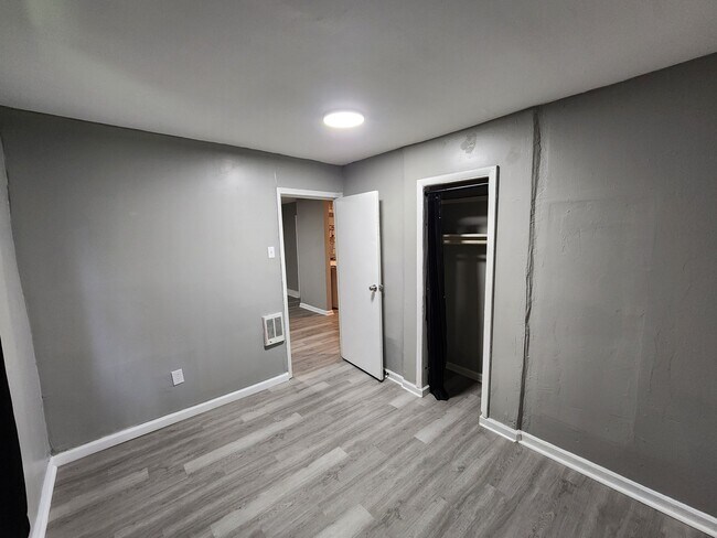 Foto del edificio - 1432-1432 Bancroft St