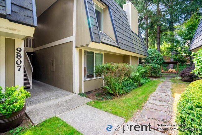 Building Photo - 9807 NE 124th St