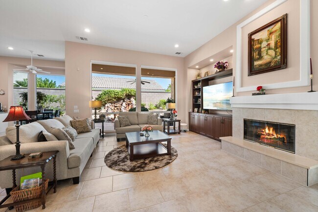Building Photo - 78652 Alliance Way