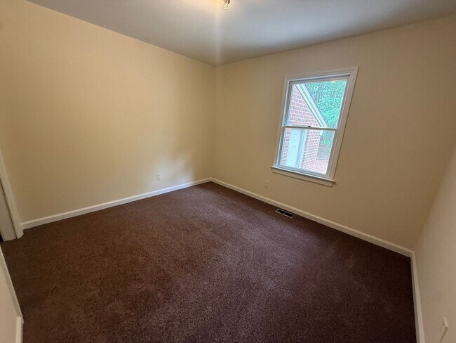 Foto del edificio - 2608-B Byerly Drive