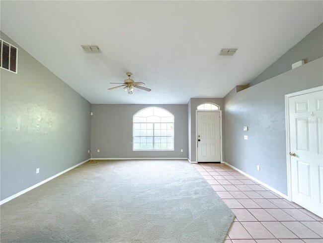 Building Photo - 2240 SW 41st Ln