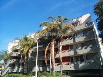 Primary Photo - 1420 N Sierra Bonita Ave