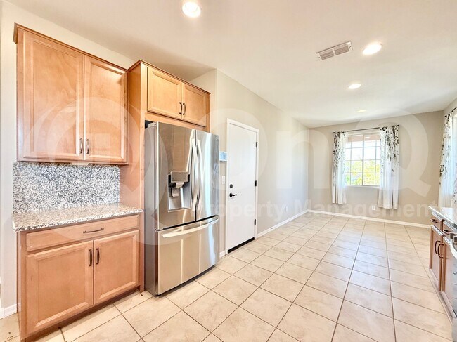 Building Photo - 6907 W Pedro Ln