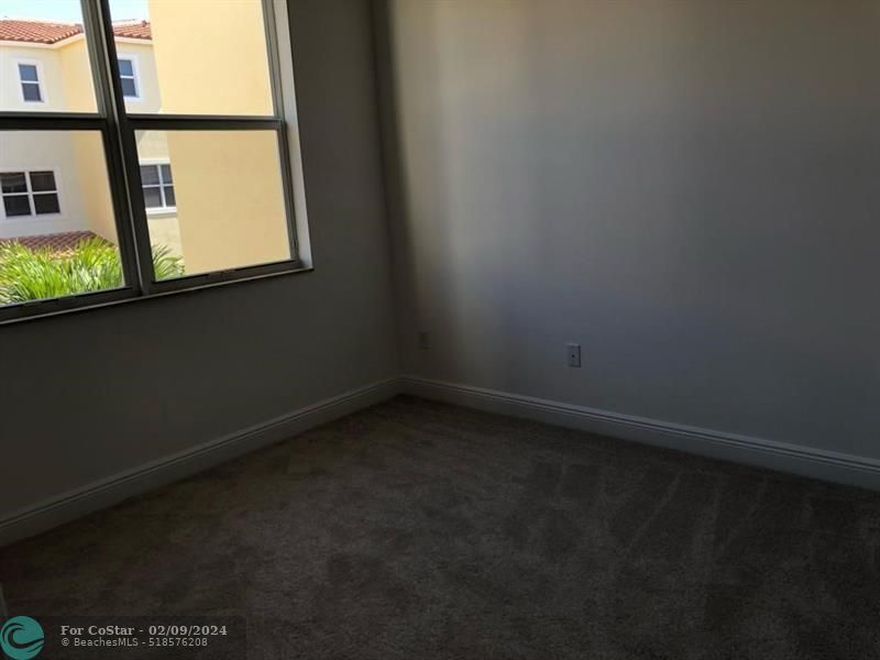 Building Photo - 1784 NW 124th Pl