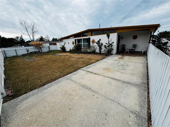 Foto del edificio - 1709 Warrington Wy