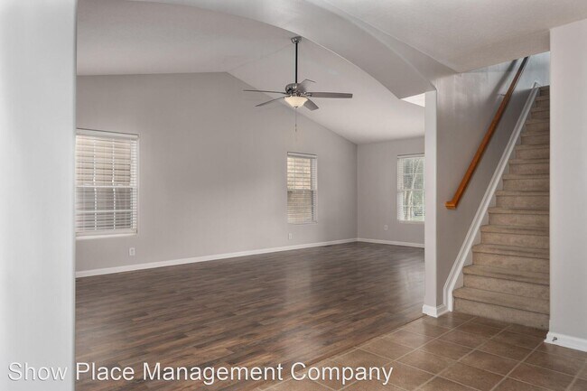 Foto del edificio - 3 br, 3.5 bath House - 2045 Drummond Dr