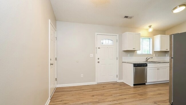 Building Photo - 3516 Chelsea Village Ln