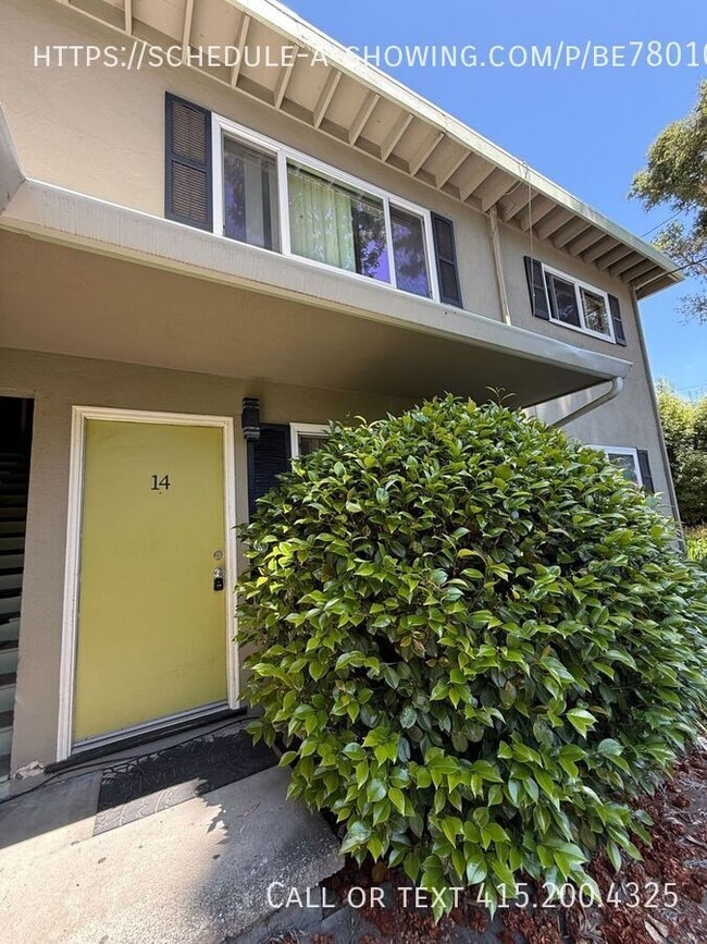 Building Photo - 2895 Capitola Rd