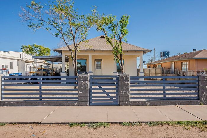 Foto principal - Beautiful Home in Phoenix Arizona