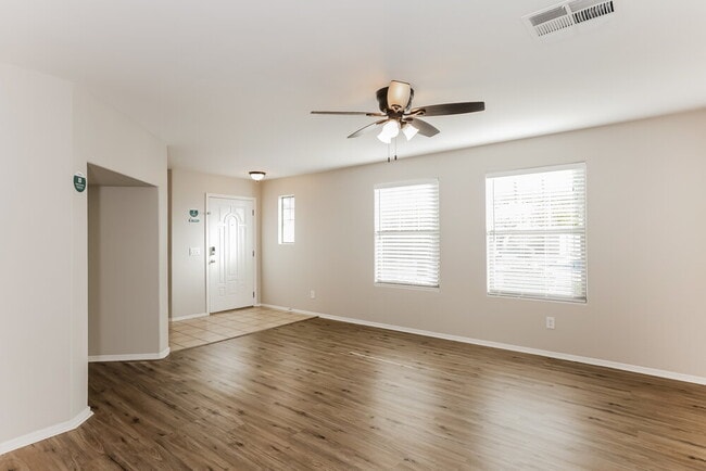 Building Photo - 1872 S Seton Ave