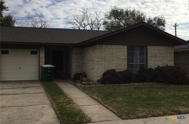 Foto del edificio - 114 Willowick Dr