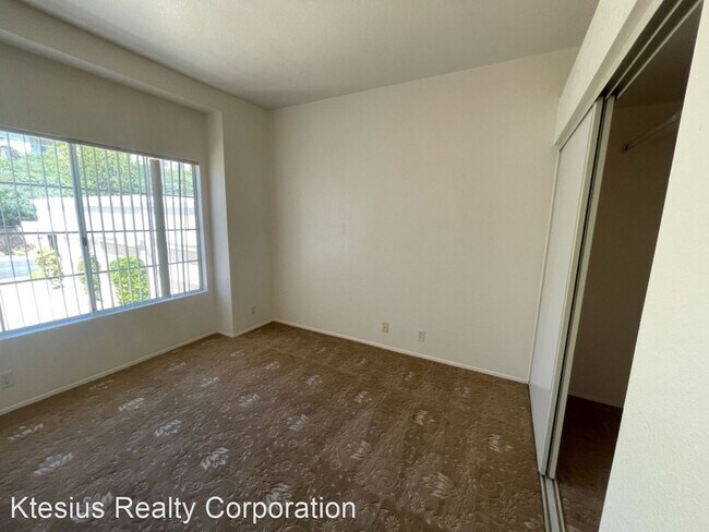 Building Photo - 2 br, 2 bath House - 1616 Via Caminar