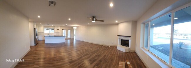 Building Photo - Beautiful, Remodeled 4 bedroom 3 bathroom ...