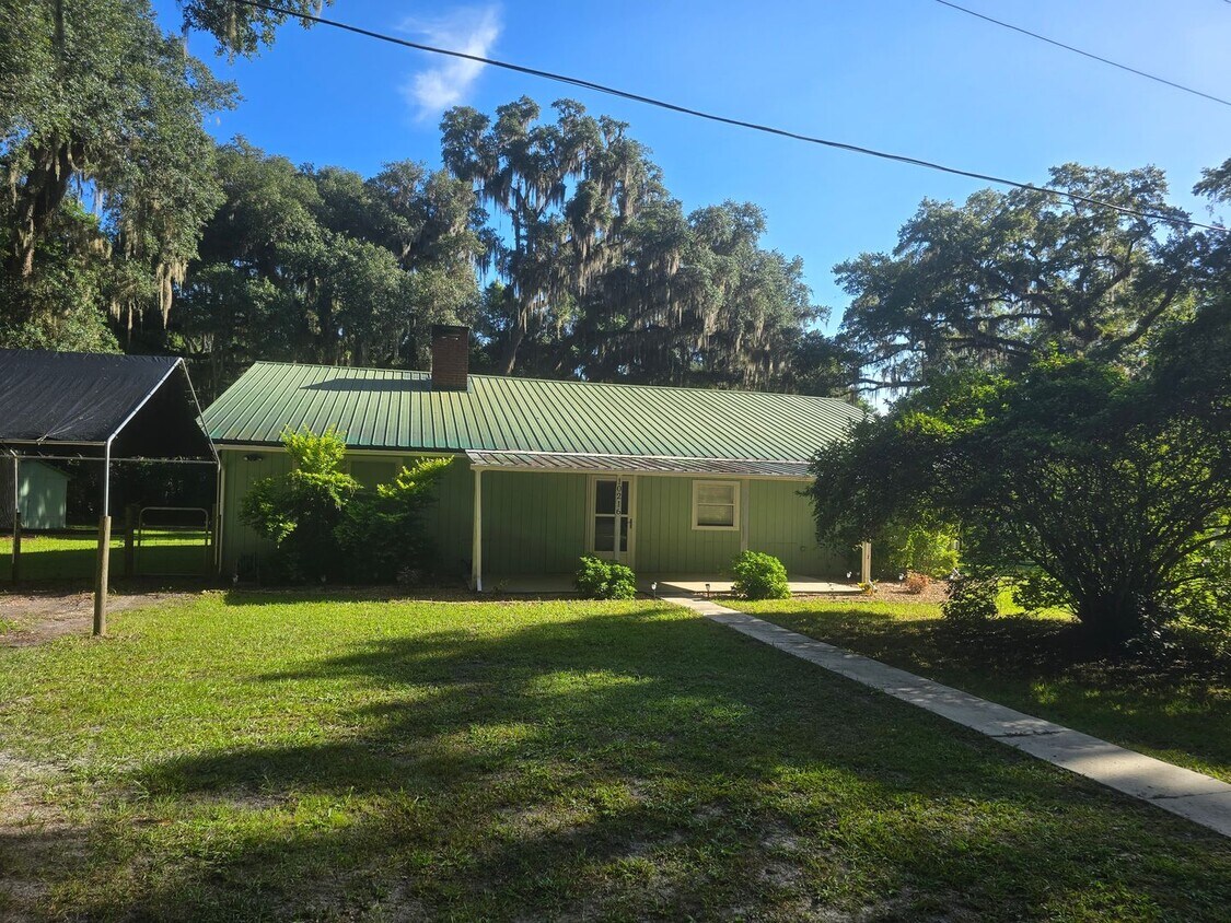 Primary Photo - 10216 Co Rd 1469