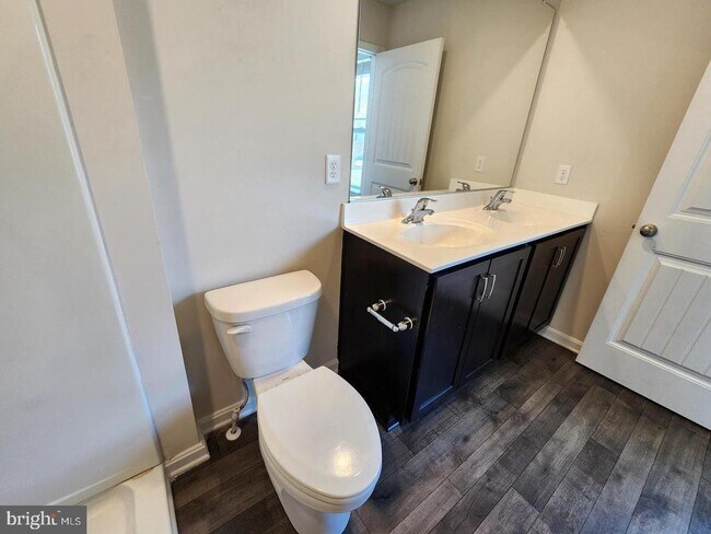 Foto del edificio - 401 Wood Duck Dr