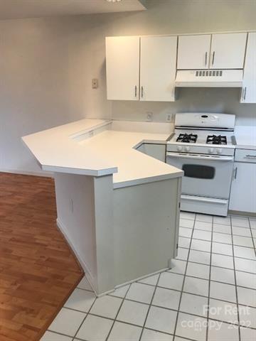 Foto del edificio - 14519 Waterside Dr