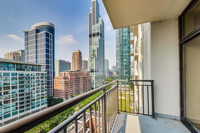 Foto del edificio - 1322 S Prairie Ave